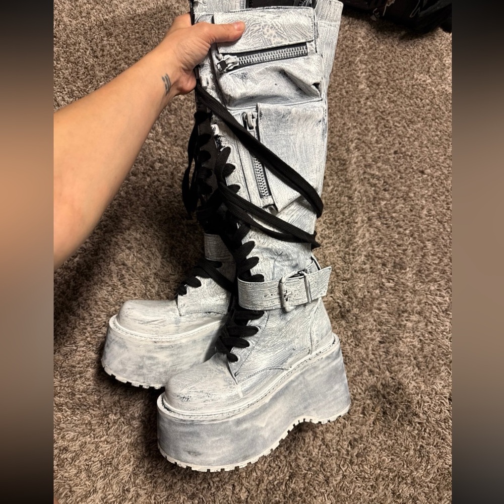 Tall obsidian platform pocket cargo boots white paint